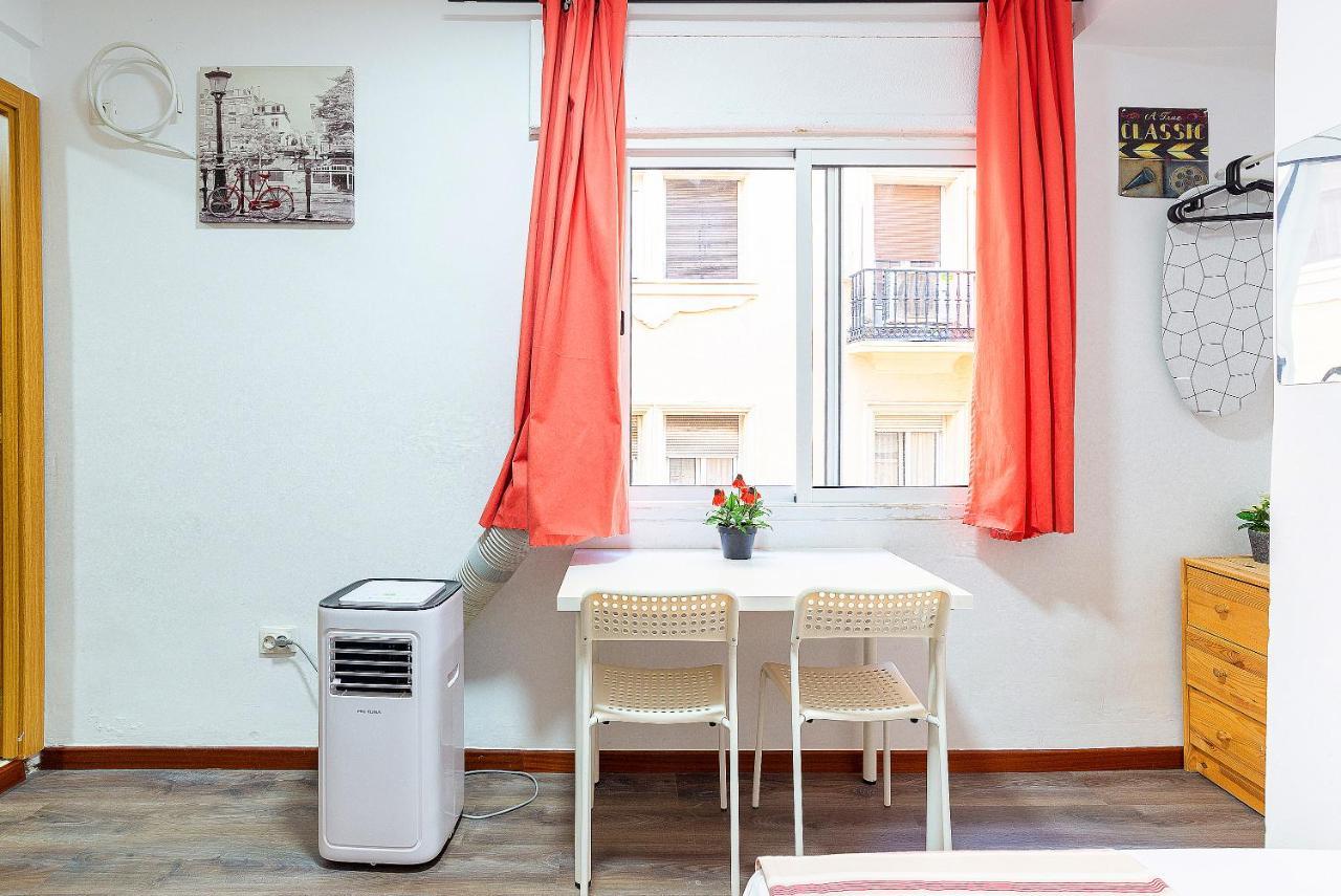 Rooms Young People Only, Soho Citycenter Málaga Eksteriør bilde